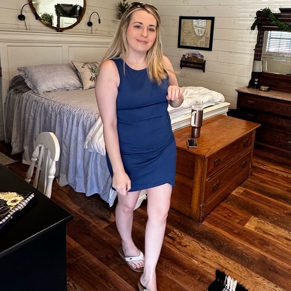 Meet your Posher, Raegan - Picture 1 of 1